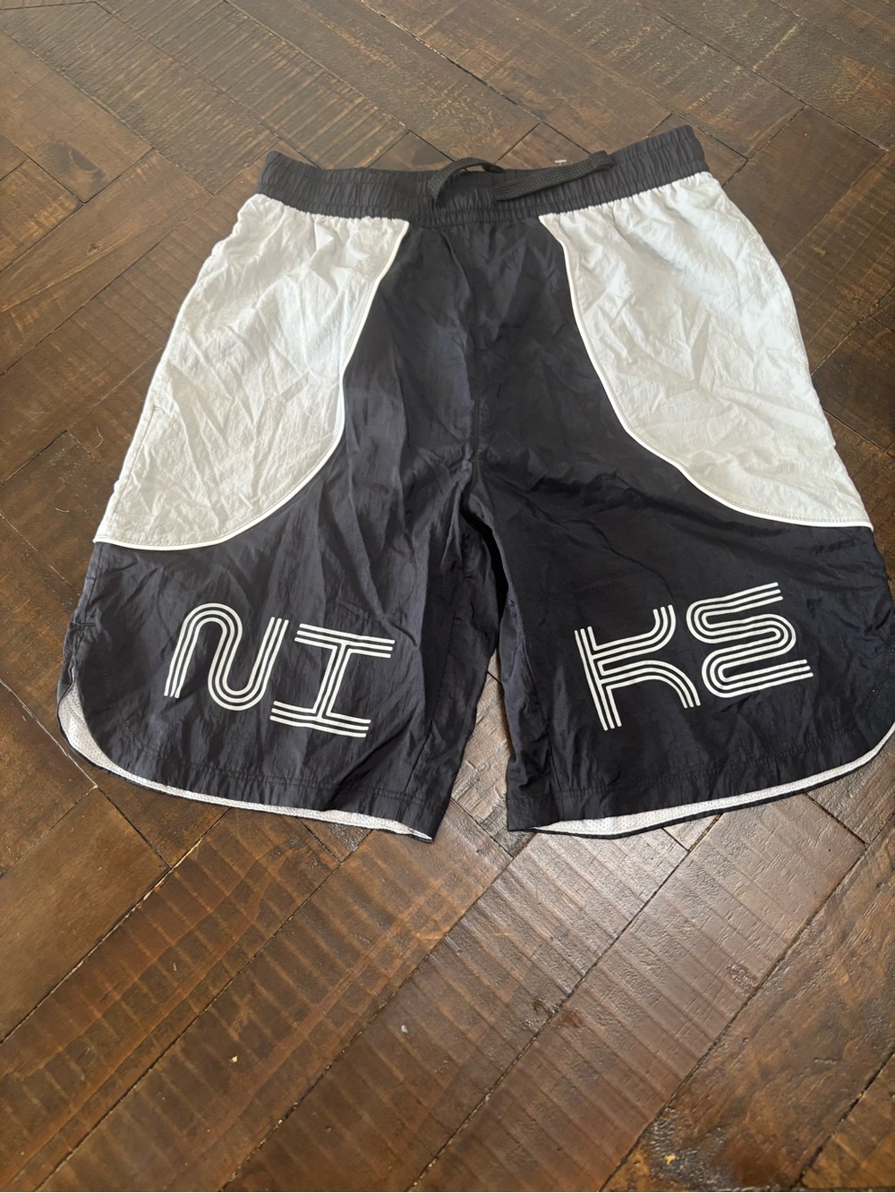 Nike Sportswear Shorts Woven Kids Boys  Black/Gray Youth Size L